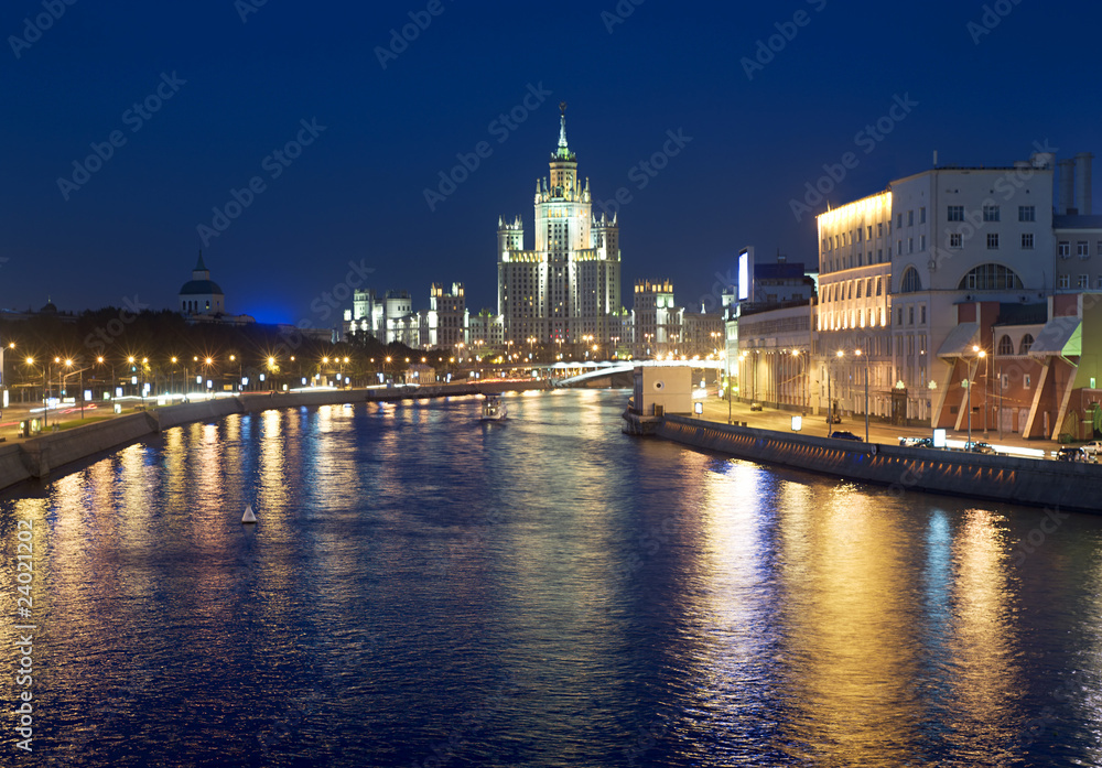 Fototapeta premium Moscow at night