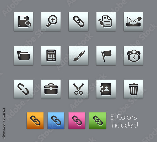 Interface / It includes 5 colors in different layers