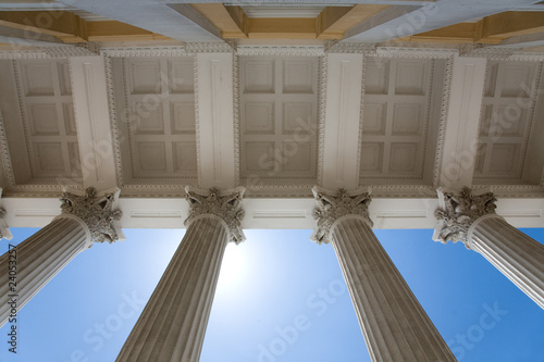 Moller-Bau Säulenportal 2 photo