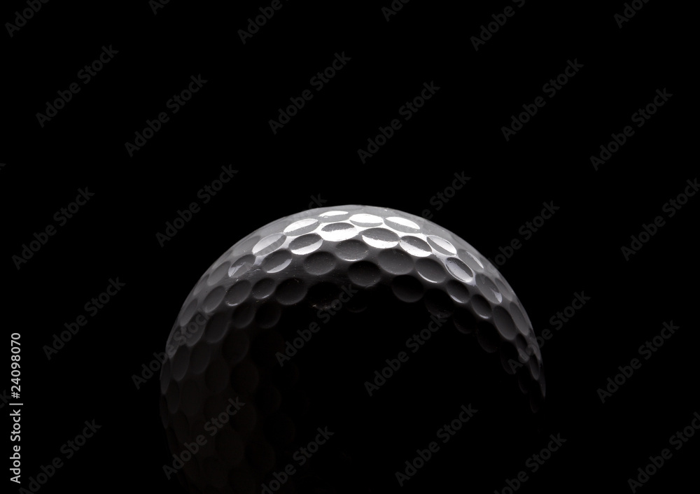 golf ball on black - obrazy, fototapety, plakaty 