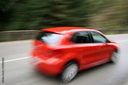 speeding car © Tomislav Stajduhar