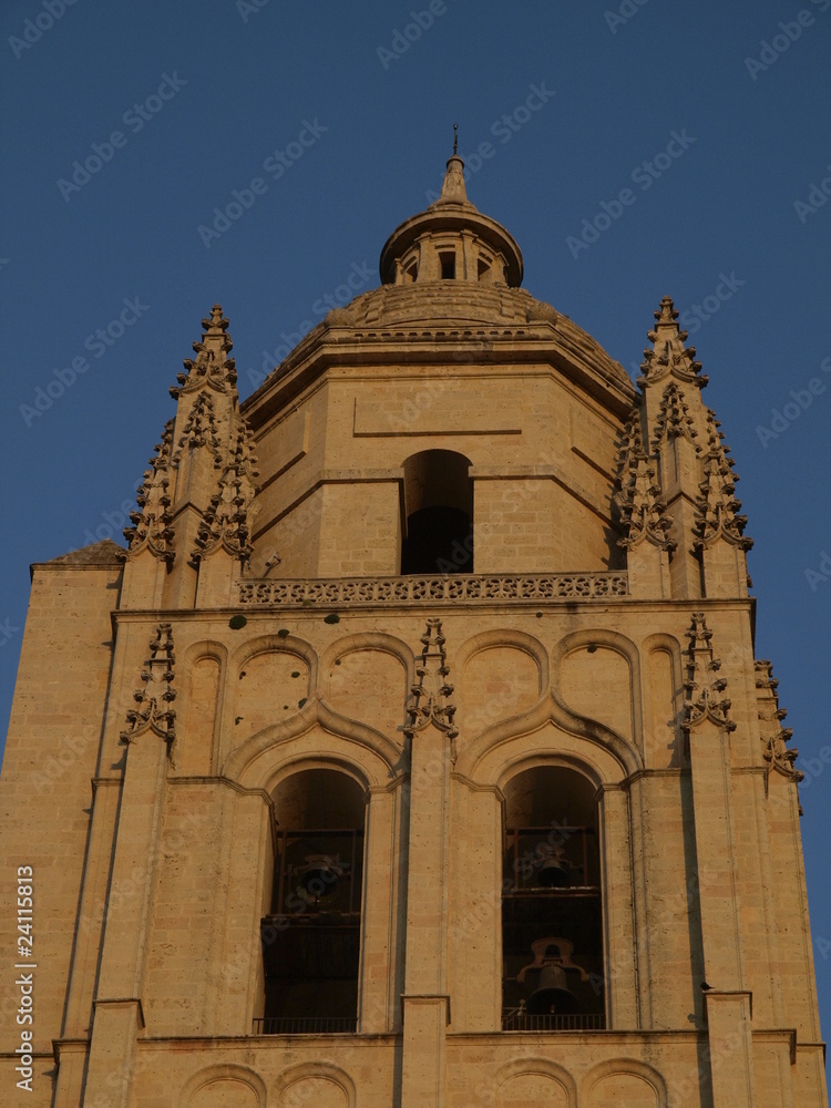 Torre de la catedral de Segovia
