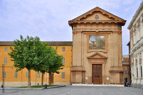 reggio emilia chiesa di san francesco piazza
