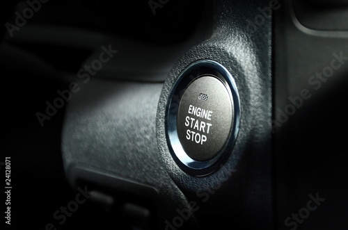 Start engine button © Nneirda