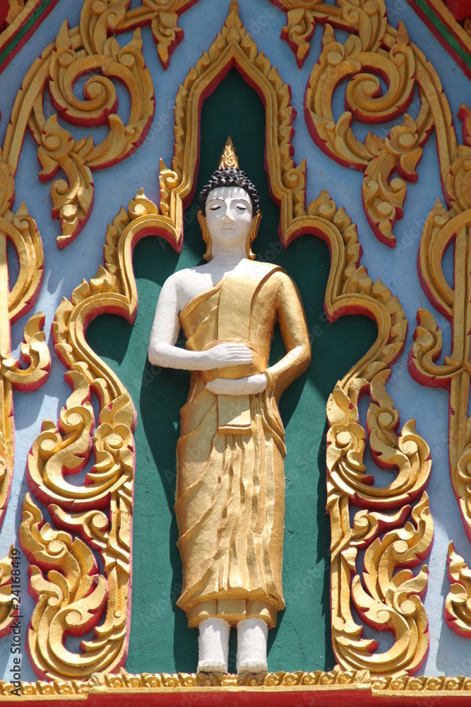 Obraz premium buddha image on archway, Wat Yod Maung Jaroen, Buriram