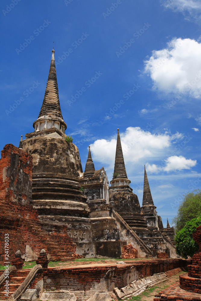 Fototapeta premium Ruined Old Temple, Ayutthaya, Thailand,