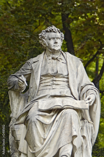 Schubert statue  Vienna