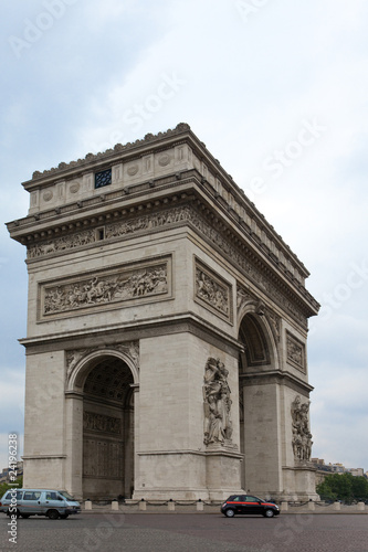 Paris. Triumphal arch © Konstantin Kulikov