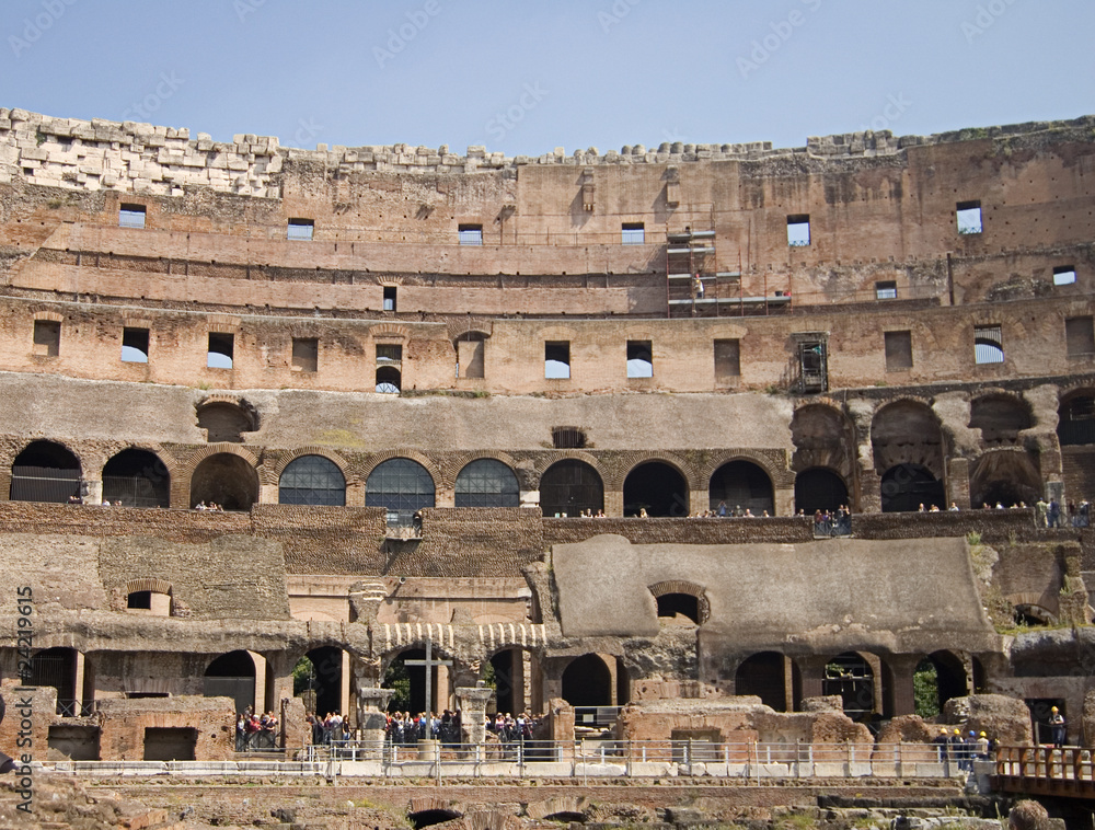 Interior Coliseo Romano en Roma