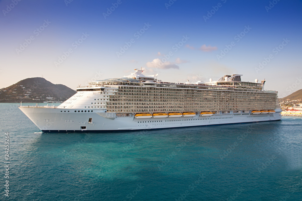 Cruise Ship departs from St. Maarten, Caribbean