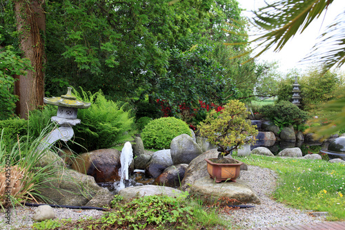 Chinese japanese garden - chinesischer garten