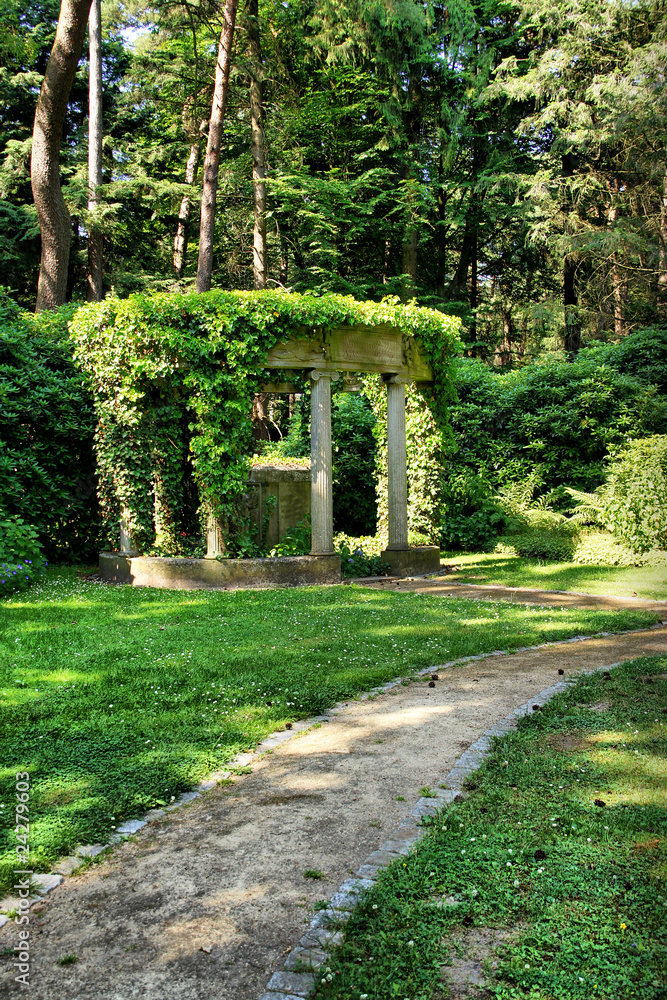 Gabmahl auf dem Friedhof HDR