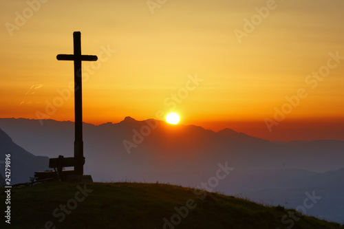 Sonnenuntergang in den Bergen