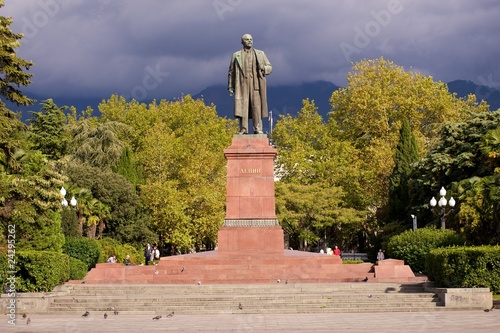 Statue of Lenin in the Ukrainian resort of Yalta