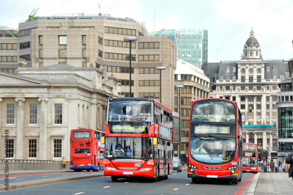 Fototapeta premium London Busse