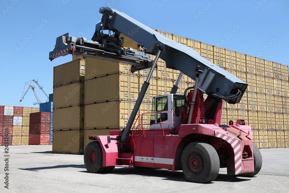 Containerstapler Containerstapler