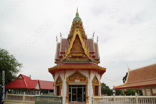 Wallpaper Mural Phra Ming Muang Temple, Wat Klang Kosum, Mahasarakam Torontodigital.ca