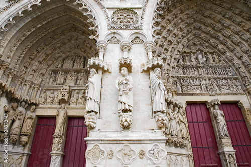 france; amiens; cathédrâle : façade occidentale