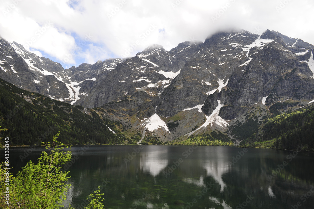 Morskie Oko lake landscape