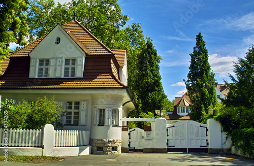 Villa Lemm in Berlin - Straßenseite photo