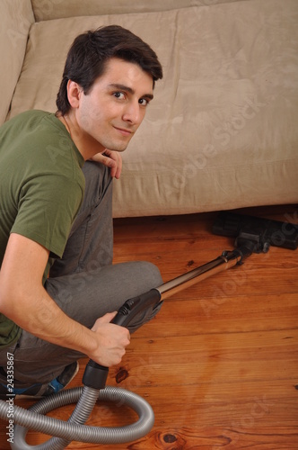 Naklejka Man doing the housework