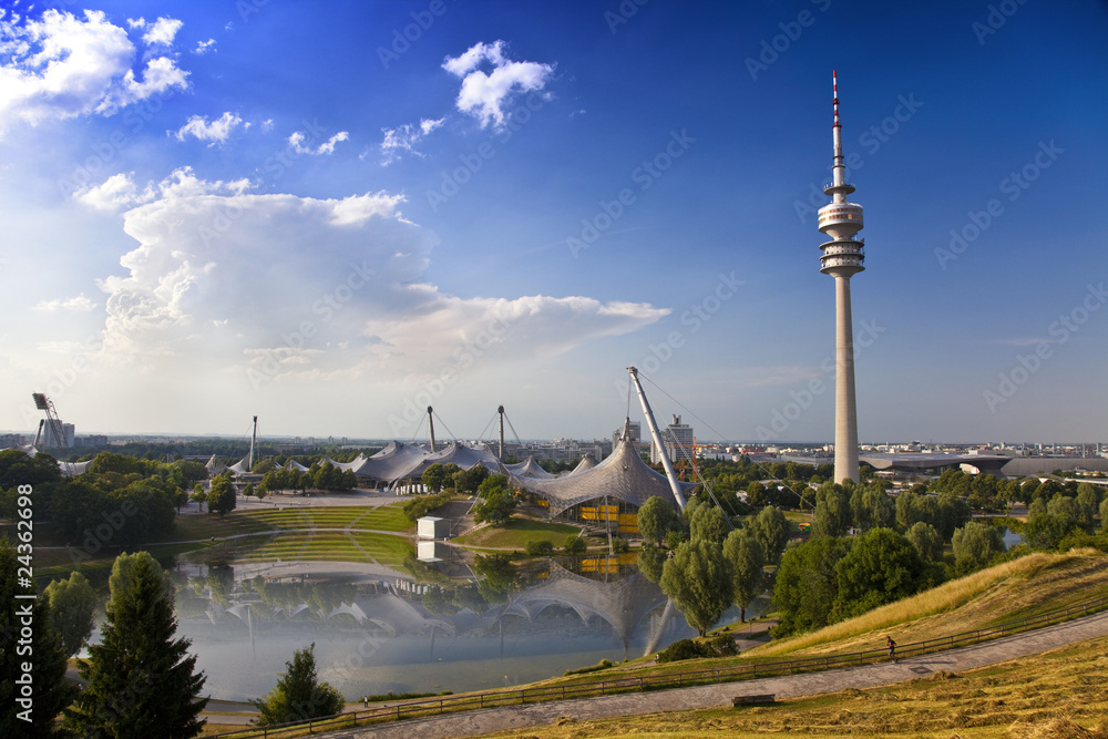Naklejka premium Program telewizyjny z Monachium w Parku Olimpijskim