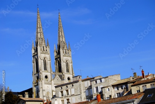 Eglise St-André à Niort, deux-sèvres photo