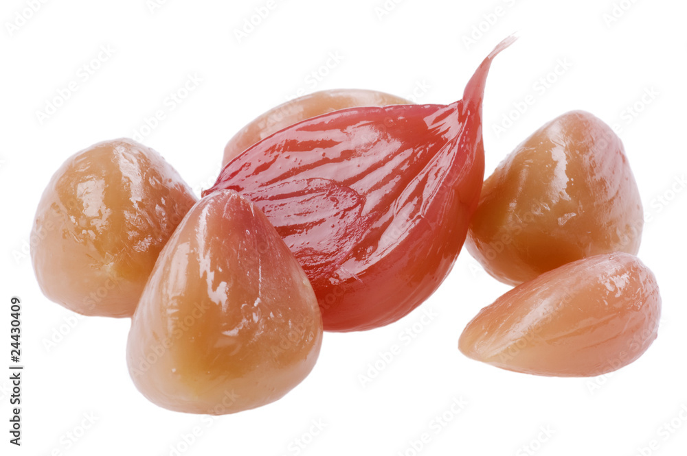 garlic isolated on white background