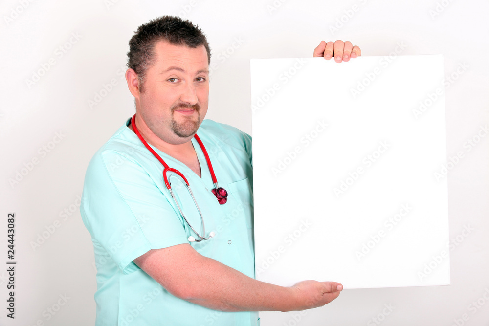 Portrait d'un médecin avec panneau blanc Portrait d'un médecin avec panneau blanc