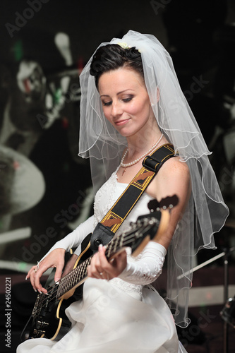 bride with guitar.