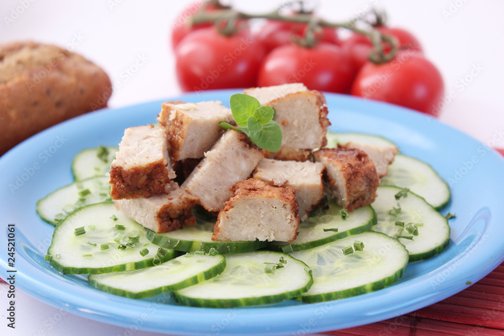 gurkensalat mit Boulette gurkensalat mit Boulette