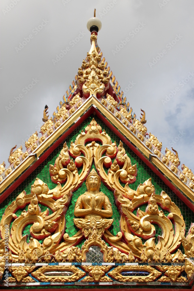 Fototapeta premium art on gable, Wat Nongnaewararam, Kud Rang, Mahasarakam