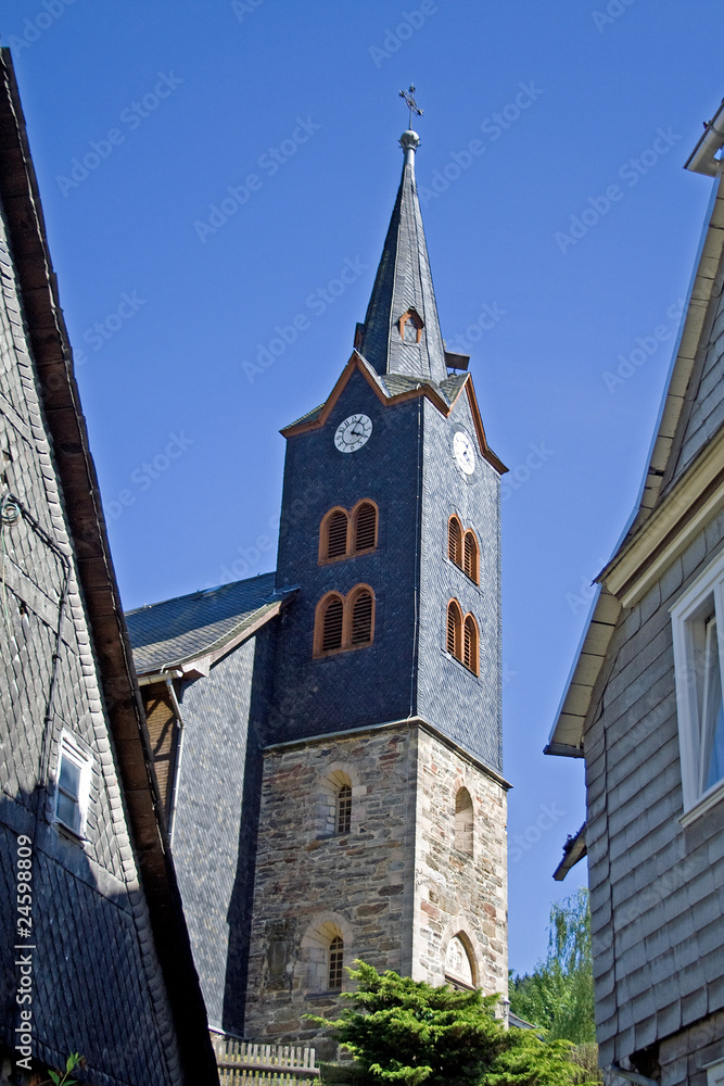 Fototapeta premium Katharinenkirche in Mellenbach-Glasbach (Thüringen)
