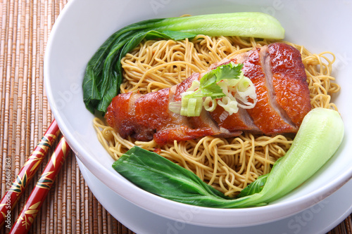 Canvas Print Asian Peking Duck noodle soup