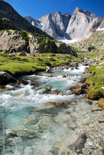 Canvastavla La fonte des glaciers au Vignemale