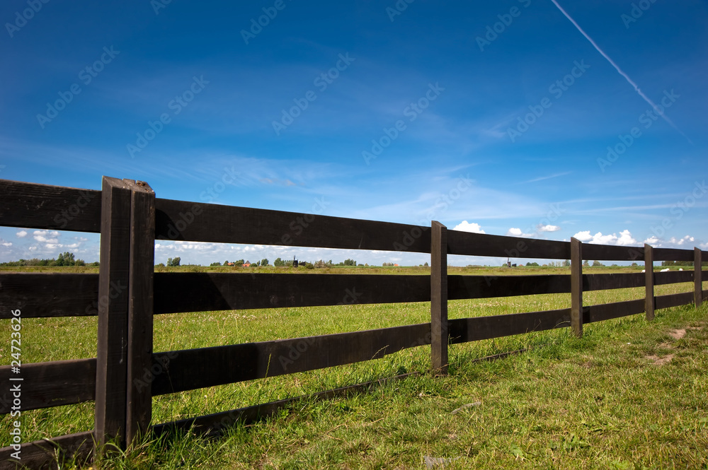 Wooden Fence Under Blue Sky,Adobe RGB Colorspace