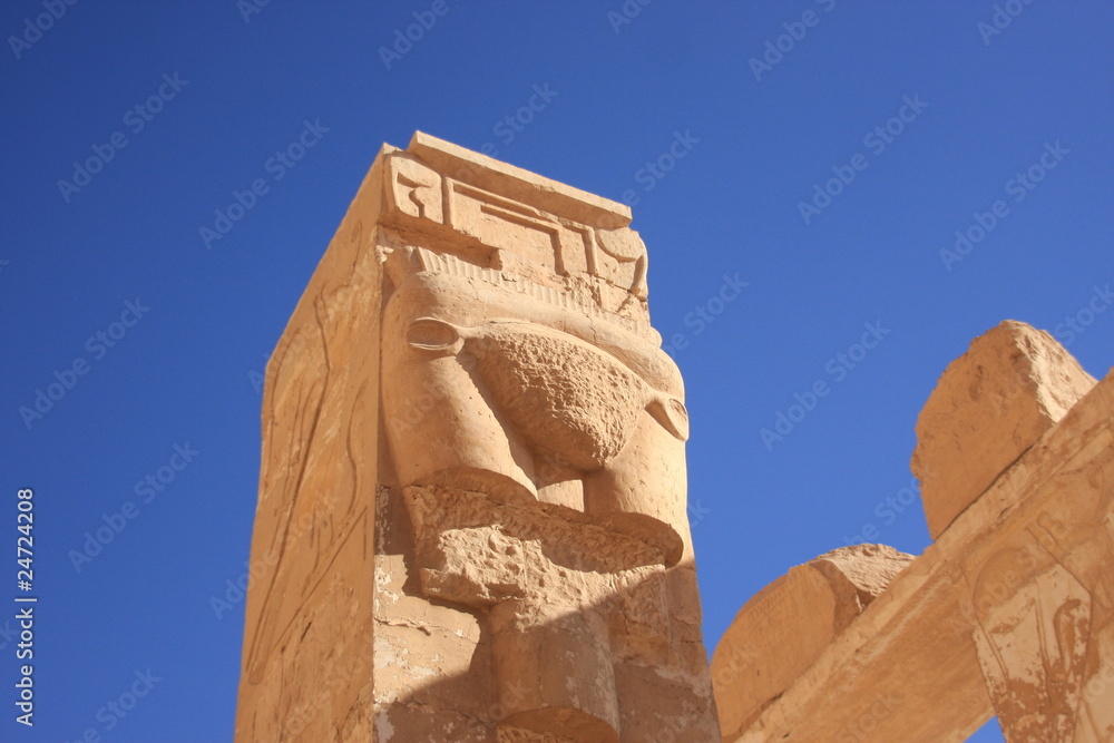 colonne Hathoriforme