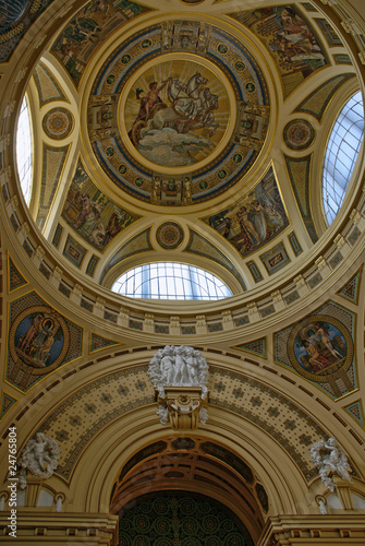 Plafond aux bains Szechenyi a budapest © landi