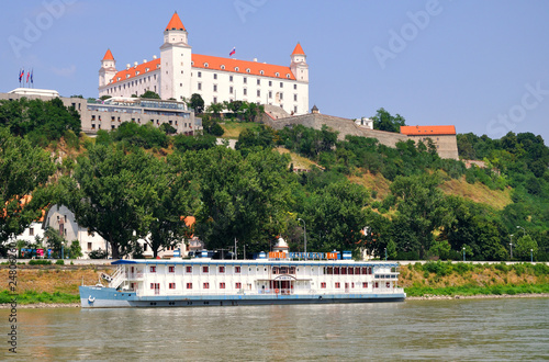 Canvas Print castle in Bratislava
