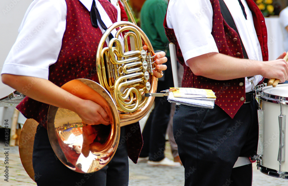 Fototapeta premium blasmusik #13