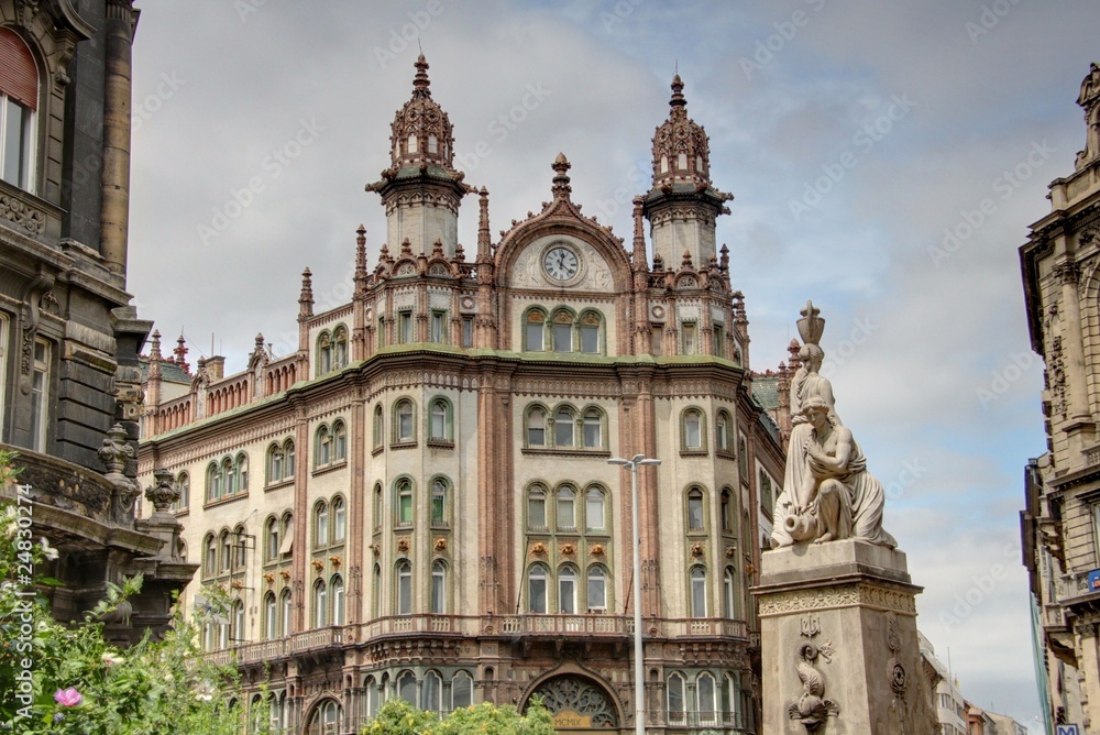 Fototapeta premium immeuble à budapest