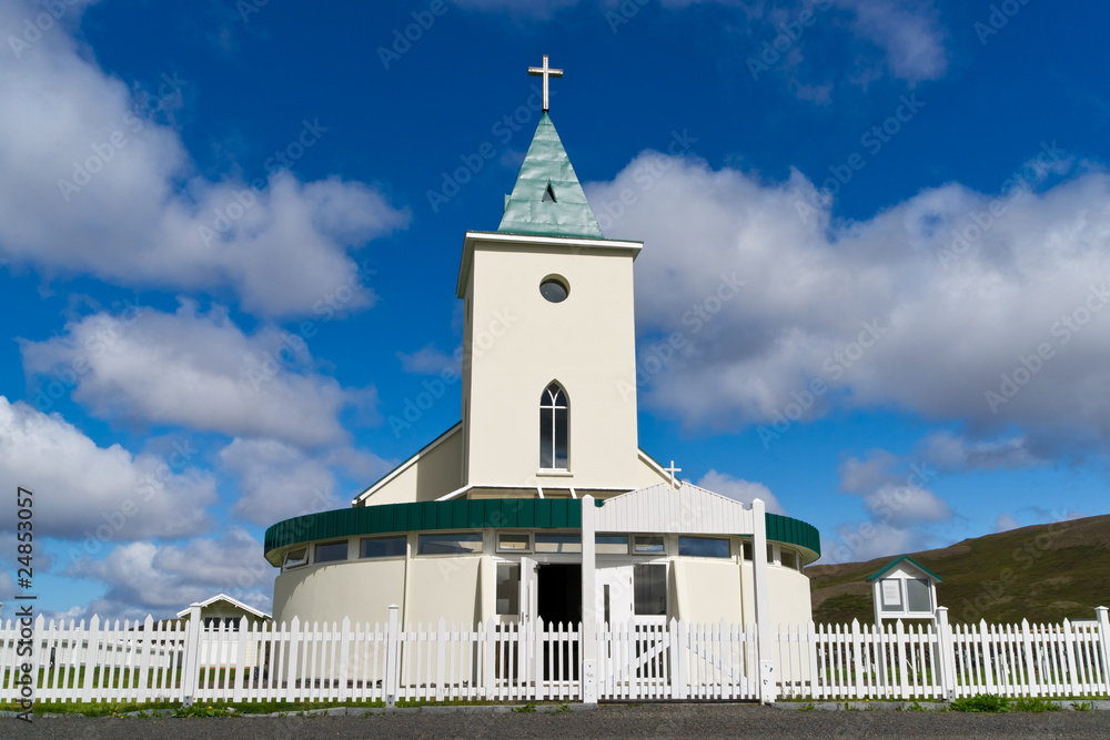 Fototapeta premium Small church in Reykjahlid