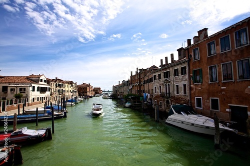 Vue de Venise sur un canal
