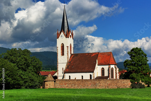 Eglise de Hartmannswiller , Alsace (Fr). photo