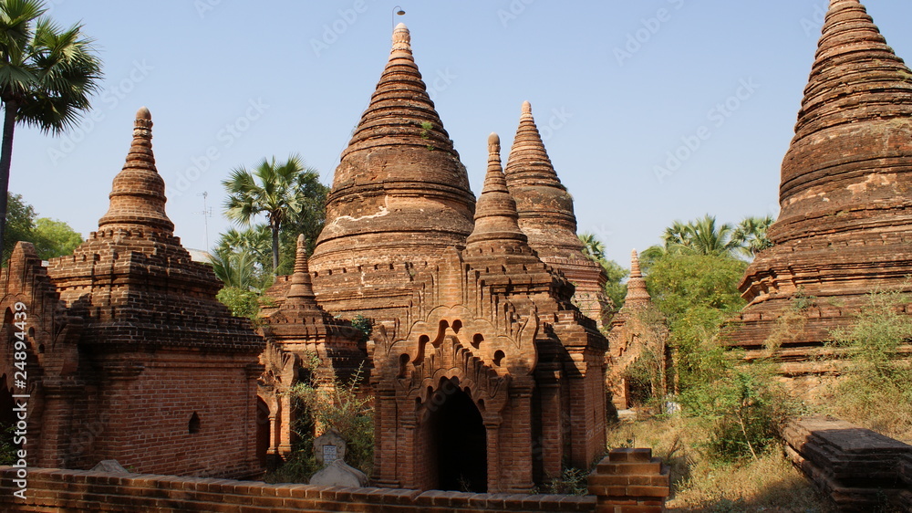 Bagan temple 8 - obrazy, fototapety, plakaty 