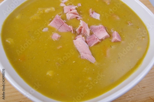 split pea and ham soup
