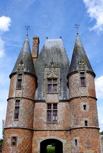 Château de Carrouges porche