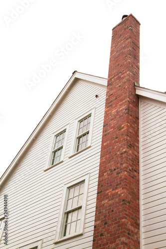Photo White house red chimney