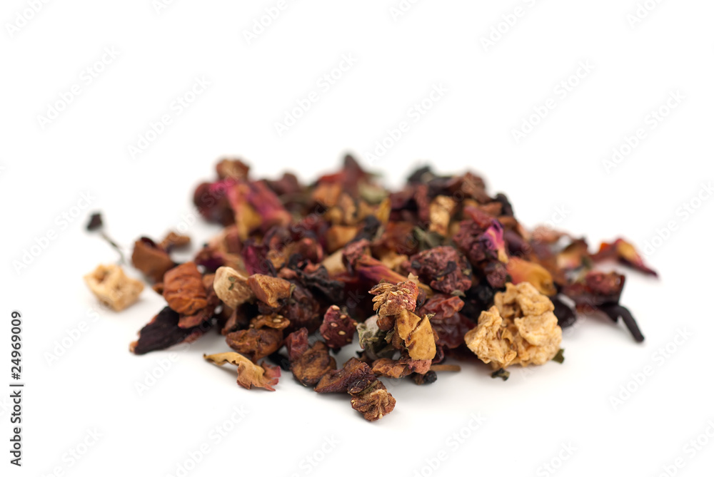 Obraz premium tea leaves on white