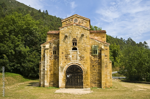 San Miguel de Lillo photo